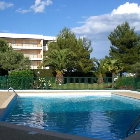 Studio En Rez De Jardin Dans Residence Avec Piscine Apartment Juan-les-Pins