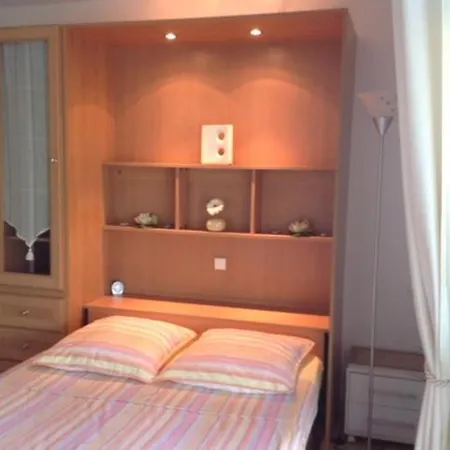 Studio En Rez De Jardin Dans Residence Avec Piscine Apartment